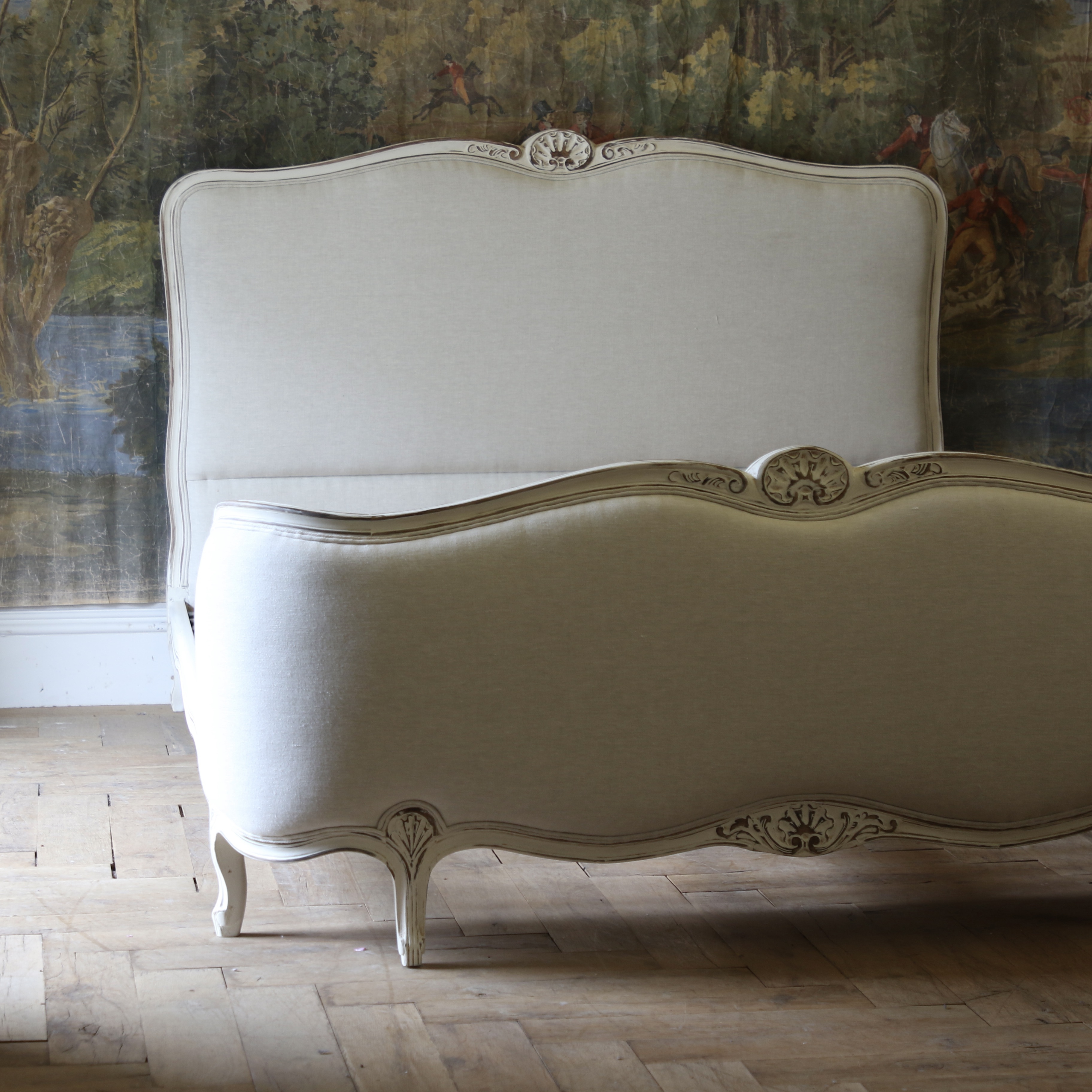 Demi Corbeille Bed // JS Editions
